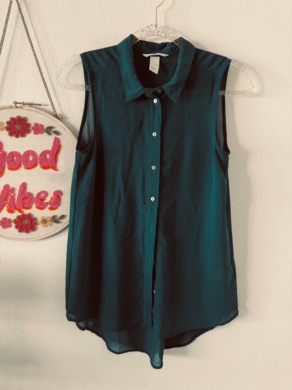 H&M Sleeveless Button-Front Blouse in Dark Green